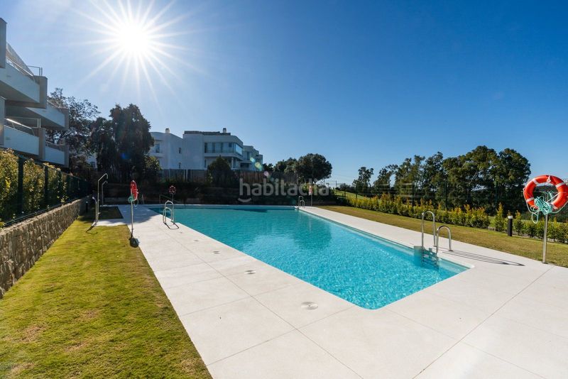 Foto d413d163-ad3c-47f8-adcc-5aa6b1d5b66a. Appartement avec parking piscine dans Estepona golf Estepona