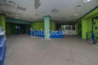 Foto b3a06a68-aaae-45c2-b966-69daf03d604b. Local comercial a Plaza de Toros-Avenida Chapí-Trinquete Elda