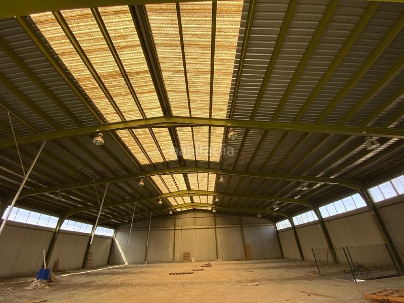 Foto accbba19-c951-4efd-ab8e-493382d437ed. Nau industrial a Jumilla