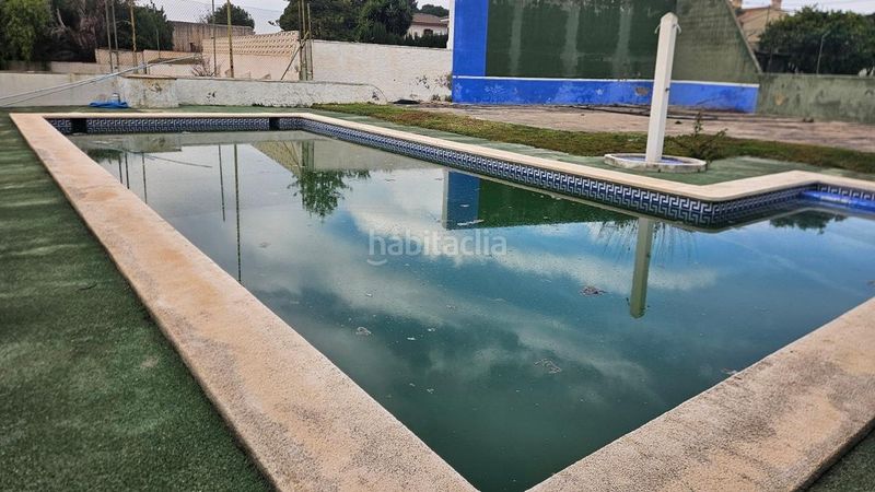 Foto 394e6ce6-a8fe-4be5-9767-e748cc9d2477. Casa amb aparcament piscina a Campello Pueblo Campello (el)