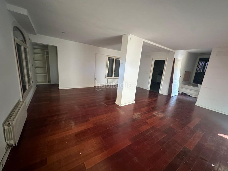 Foto 6d8803ff-9f1a-44c0-86b6-be51aa4650ea. Xalet amb piscina a Campello Pueblo Campello (el)