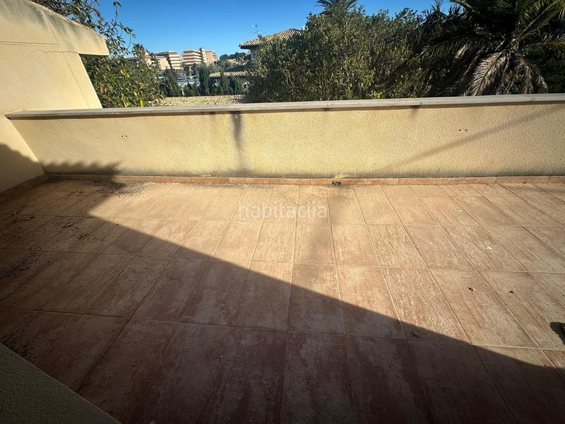 Foto acd07996-b17b-4c27-88bf-c17877b0dfb2. Xalet amb piscina a Campello Pueblo Campello (el)