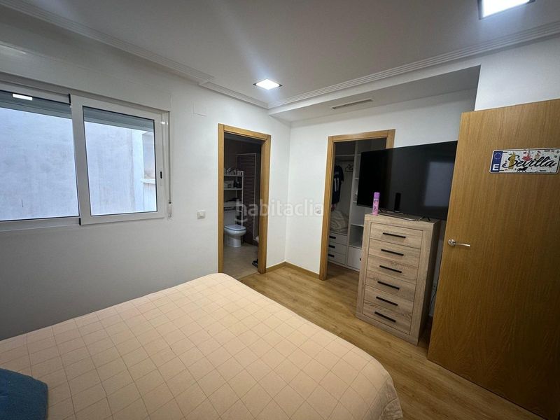 Foto 030c223a-218a-4412-b76c-29042b096bcc. Casa adossada amb aparcament a Monforte del Cid