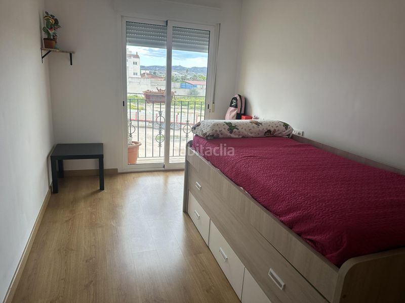 Foto 432eabf2-efe4-4323-bd1d-36e674037902. Casa adossada amb calefacció aparcament a Monforte del Cid