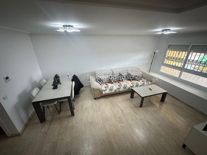 Foto c148fb0f-4b86-4832-9085-a780d10064fb. Casa adossada amb aparcament a Monforte del Cid