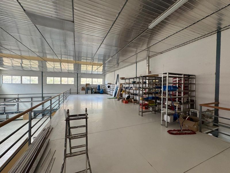 Foto 67020c17-1d74-4927-bc5d-8053de921425. Location bâtiment à usage industriel dans Campo Alto-Club de Campo Elda