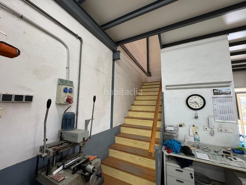 Foto f5ef8e0c-7606-4610-ae1c-1eef1ce70508. Location bâtiment à usage industriel dans Campo Alto-Club de Campo Elda