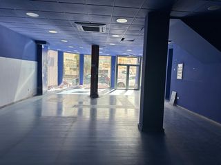 Locale commerciale in Monòver. Amplio local comercial en monovar  ideal para tu negocio