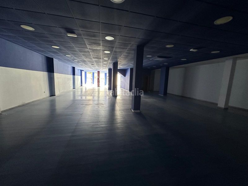 Foto ca95a5f9-d512-4d8f-be5b-4b2ef3663b98. Local comercial a Monòver