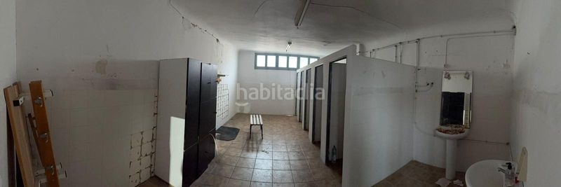 Foto 71b2b6ec-94ca-425a-aae4-fcf5a860d8a8. Nau industrial a Monòver