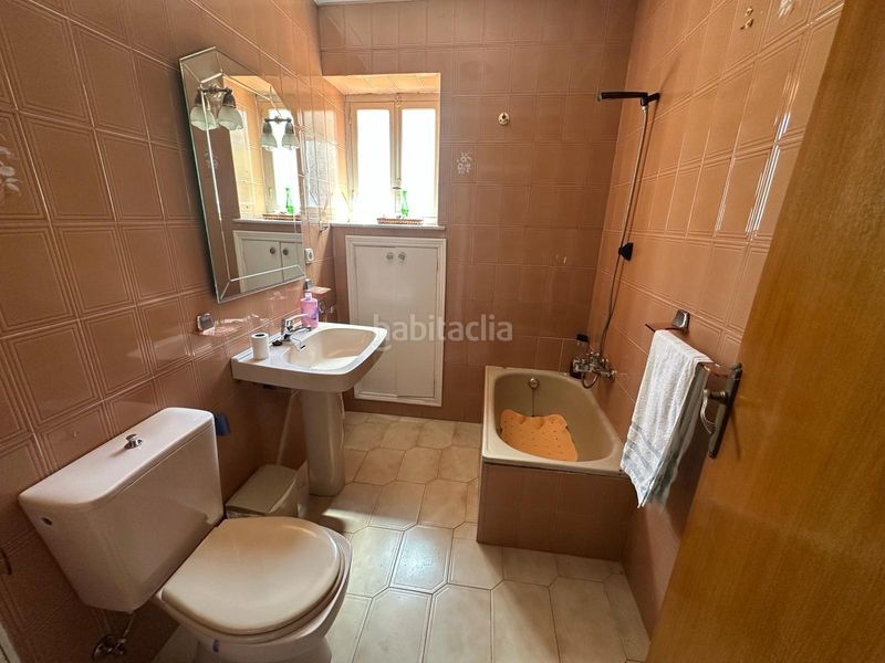 Foto f331d9fe-c119-46e9-8622-9fdc16a01077. Casa adossada amb aparcament a Monòver