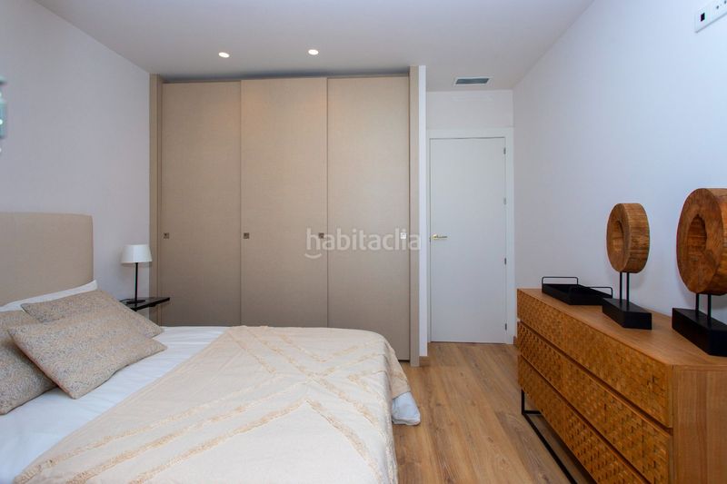 Foto aa988ef2-7fb5-4cb7-9815-b702b29260c6. Casa adossada amb piscina a Monforte del Cid