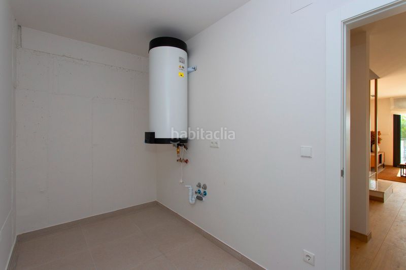 Foto bfec6734-dba8-47b0-b5f0-022d2733de0b. Casa adossada amb piscina a Monforte del Cid