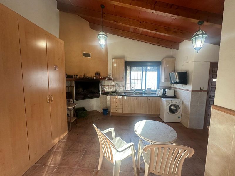 Foto 9be6d2ad-7b6b-4476-8296-e18d3f26991e. Xalet amb aparcament a Novelda