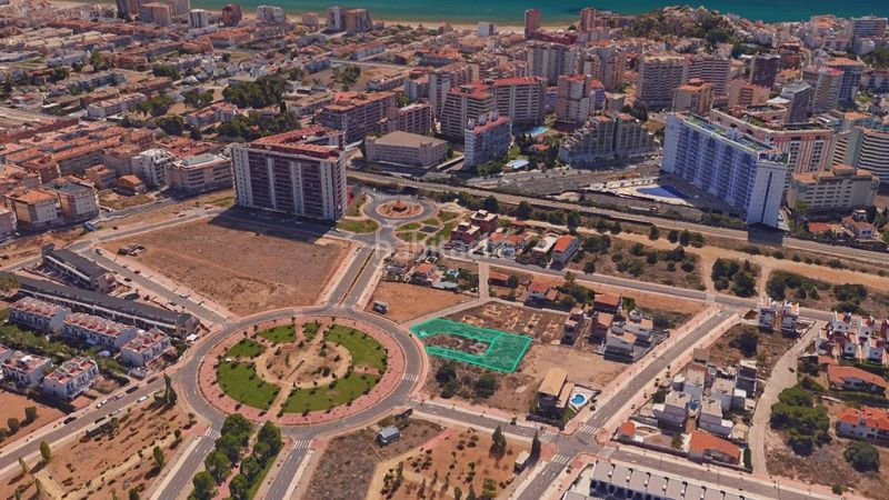 Foto 1c5ecc6a-fc48-4eec-8627-5cd5e34bfab7. Terreno residencial parcela urbana edificable en costa azahar en Oropesa del Mar