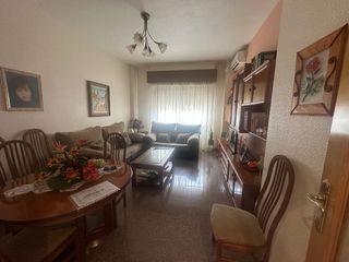 Erdgeschoss in Las Trescientas-San Francisco-Ciudad Vergel. Piso en elda planta baja