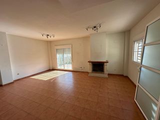 Casa en Pedanías Este. Chalet independiente en aspe  325.000