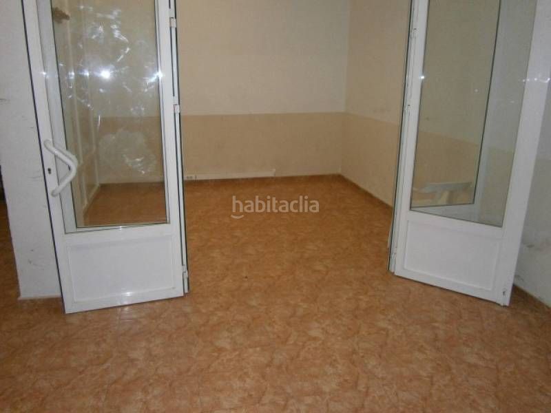 Foto 2881b94c-11f8-41b3-874d-5095ea8c0724. Local comercial a Monòver