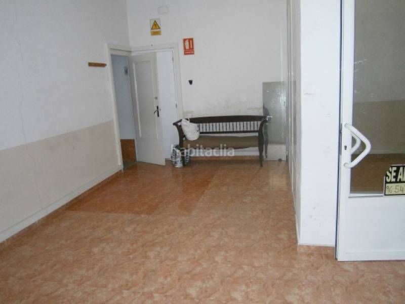 Foto a25f4157-fea2-4c16-bbcb-0ab59ba48300. Local comercial a Monòver