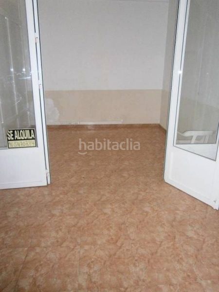 Foto c7e8904a-9013-45b1-9075-4eb3b0a2cbf5. Local comercial a Monòver