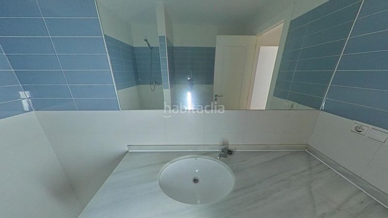 Foto 192ba1d7-addf-46f7-ba52-af6363f31017. Flat with parking pool in Via Parque Benidorm