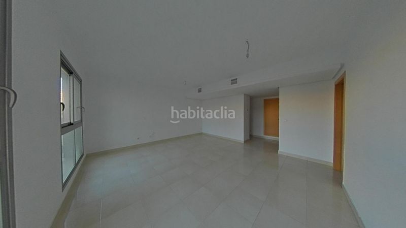 Foto 1493e4a9-73c9-48f2-b3bc-a05b39b28bdb. Pis amb aparcament piscina a Benisaudet Alicante