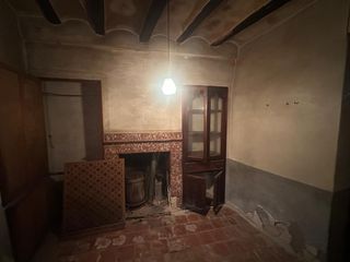 Casa a Monforte del Cid. Casa para reformar con garaje en monforte del cid
