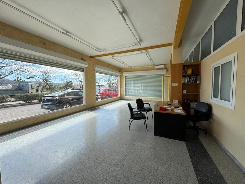 Foto ab6b6cf8-3b20-404e-ae4d-798cfcbb94d4. Location bâtiment à usage industriel dans Campo Alto-Club de Campo Elda