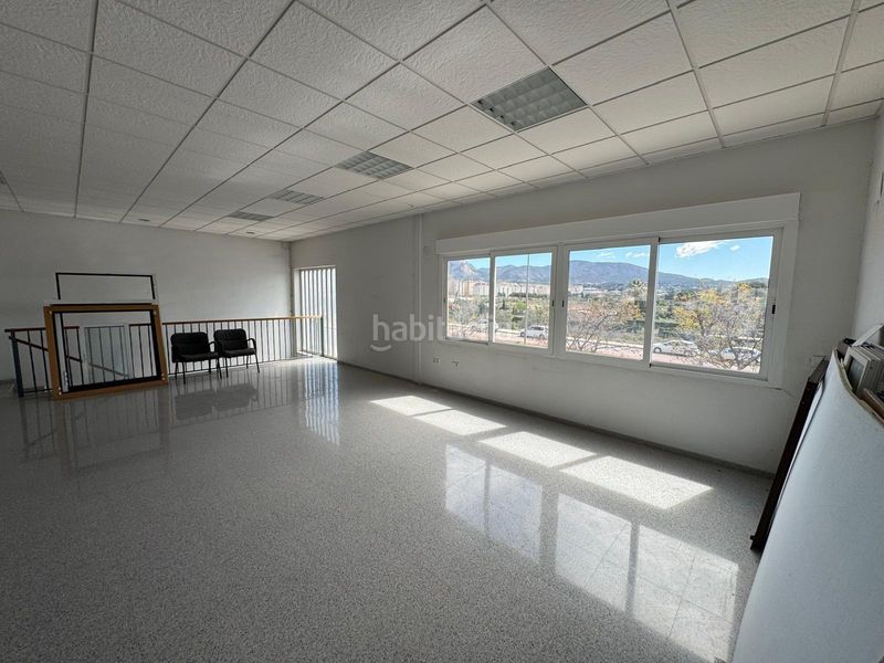Foto e0dc3bc8-cfec-4db0-a49c-a5bdad7b0411. Location bâtiment à usage industriel dans Campo Alto-Club de Campo Elda