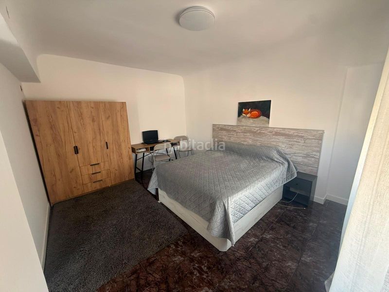 Foto f936dca0-d75a-4813-9bae-969539b475d6. Miete studiowohnung in Monòver