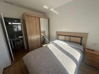 Location Appartement à Fraternidad. Alquiler de habitaciones, piso recientemente reformado