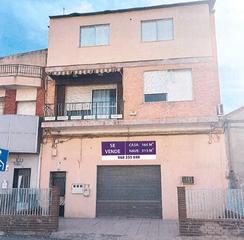 Maison à Avenida de juan carlos i 46. Casa con nave