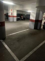 Location Parking voiture à Pla de Bon Repós. Plaza de garaje en carolinas altas