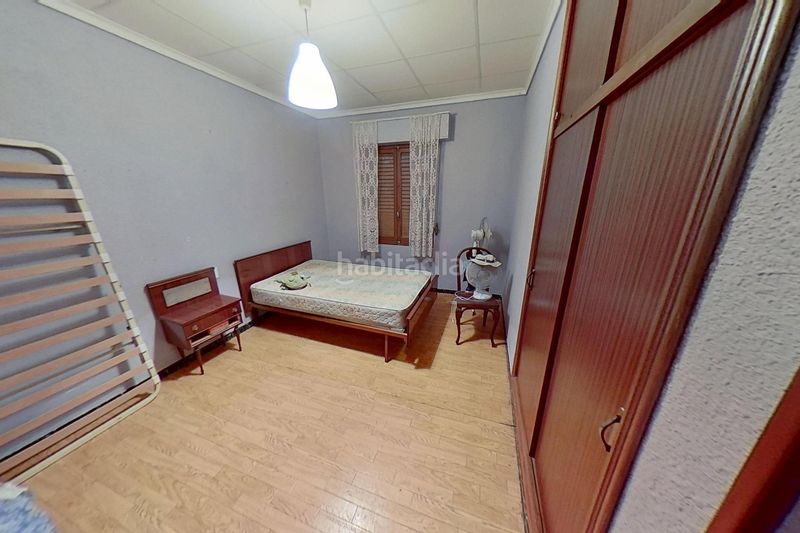 Foto 87c586d4-b07b-418e-b9d3-5a79a12d7277. Casa amb aparcament a Monòver
