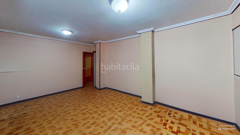 Foto c558d262-9c79-44d1-a716-7cd94486e64c. Casa amb aparcament a Monòver