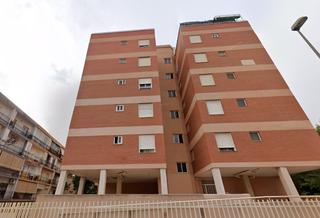 Pis en Travesa del canal 40. Venta de vivienda de proteccin oficial