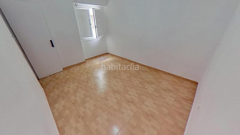 Foto 08efe00f-f2cb-4e30-9974-c39ae58ef065. Piso  en venta muy cercano al centro en Campoamor Alicante