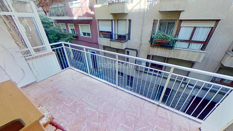 Foto 52fd45cd-0a37-4afc-8aab-63994b461c9a. Piso  en venta muy cercano al centro en Campoamor Alicante