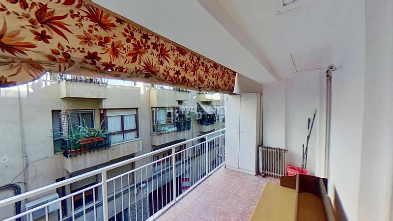 Foto ef4a69b7-18d2-4aac-b471-1cc40dbd9fd4. Piso  en venta muy cercano al centro en Campoamor Alicante
