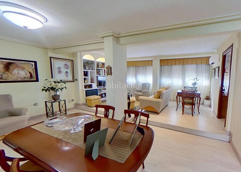 Foto f546a3e7-fbc9-4a7e-9fa4-73dba2f14a1a. Pis a Carolinas Altas Alicante