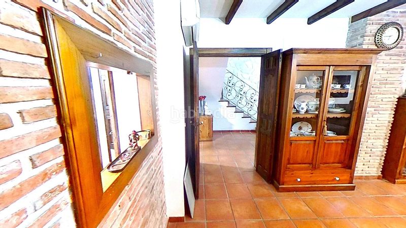 Foto 0616a318-c246-44d1-9abd-27a61b2afa61. Casa amb calefacció aparcament a Novelda