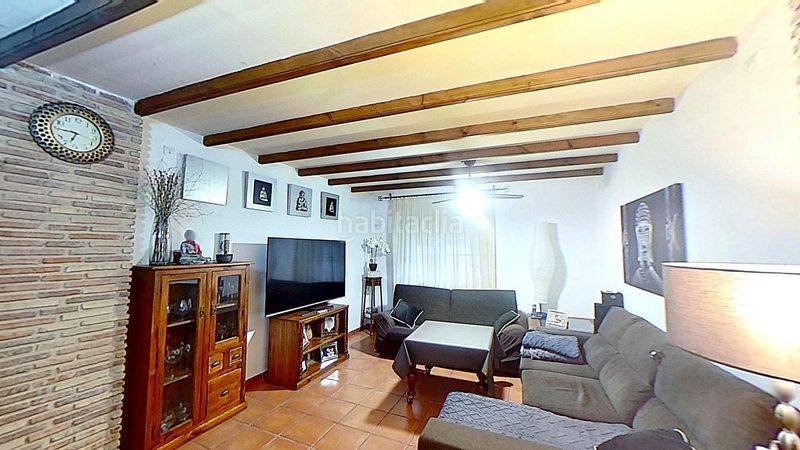 Foto 1f7f44a9-af88-4659-a659-48495746d711. Casa amb calefacció aparcament a Novelda