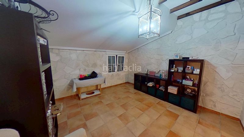 Foto f40b629d-4663-4291-a444-5e7fb2ac2977. Casa amb calefacció aparcament a Novelda
