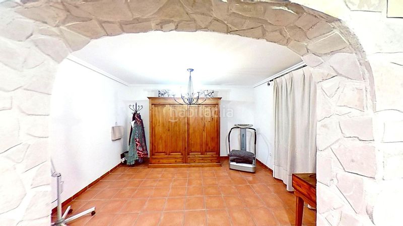 Foto ff775c91-3060-45d3-9f2f-b64f7ac6b84e. Casa amb calefacció aparcament a Novelda