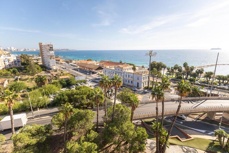 Foto d68fe0dd-be2f-422f-8ff9-b5d4cb7e4bd1. Appartamento in avenida denia 3 in Raval Roig - Virgen del Socorro Alicante