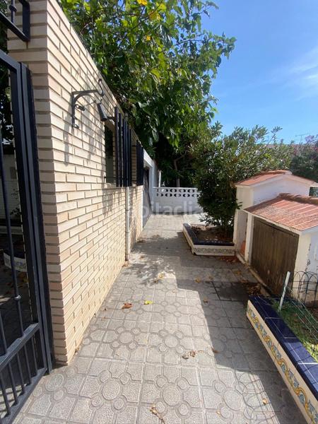 Foto b9703dcf-c5bc-478b-8be8-0c9b9095a585. Chalet mit parking pool in Corinto-Almardà Sagunt