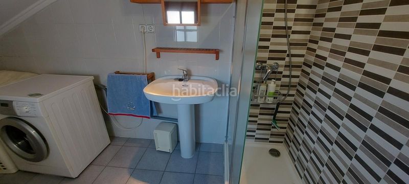 Foto 28ca0630-e644-4026-a326-874d9da8b526. Casa aparellada amb aparcament a Corinto-Almardà Sagunt