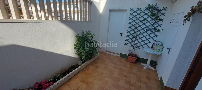 Foto 71466420-1cb4-48bf-8885-57a5ce62d5b5. Casa aparellada amb aparcament a Corinto-Almardà Sagunt