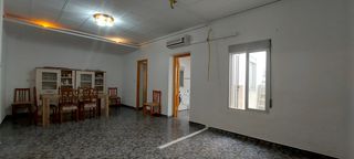 Pis a Playa Puerto de Sagunto. Planta baja en venta en puerto de sagunto, 3 hab, 1 baño, patio