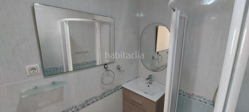 Foto e6f70a0d-44c2-4b82-bd14-0fc95bd95054. Pis a playa puerto de Sagunto Sagunt